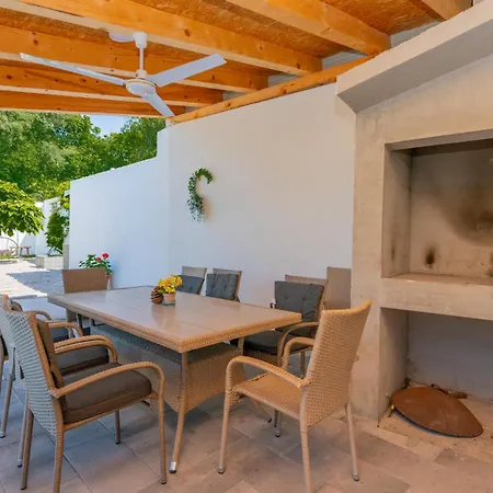 Σπίτι διακοπών Beautiful In With Kitchen Donji Proložac